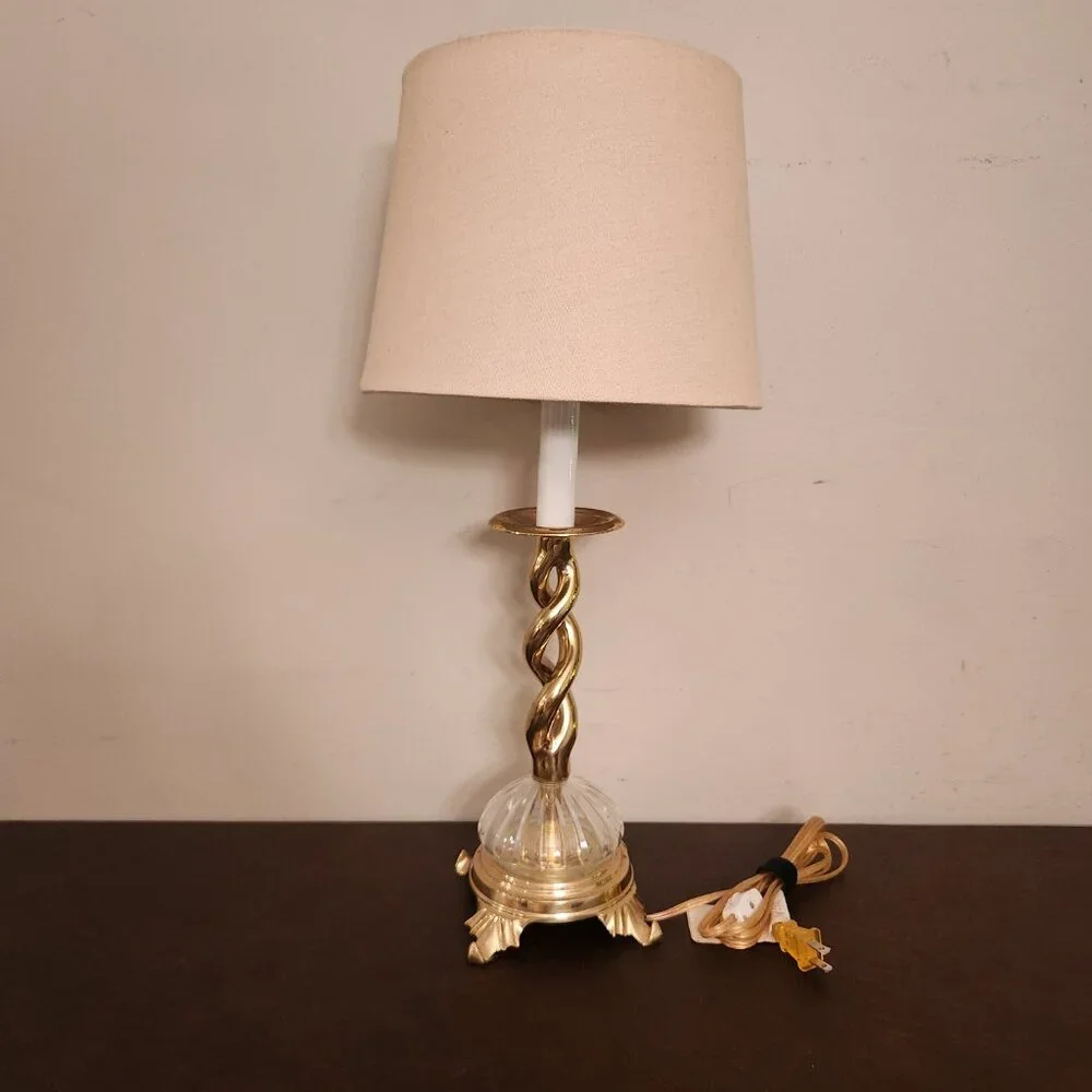 Vintage Brass Barley Twist Table Lamp Swirl Brass -- Glass Bottom